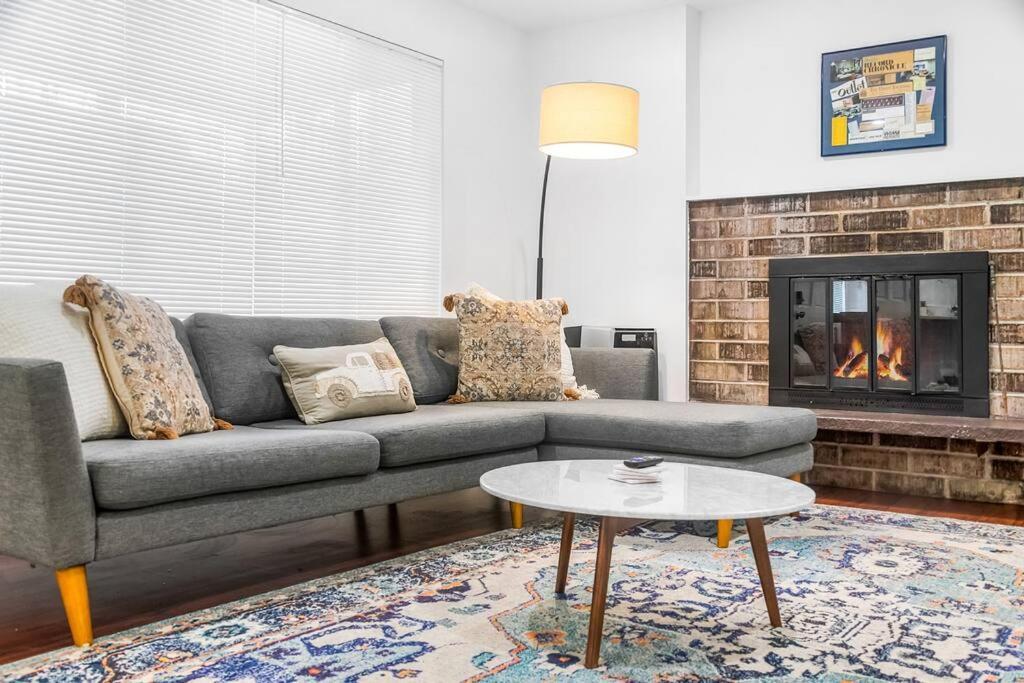 Apartament Seattle Cloud 2Br Prime Location Zewnętrze zdjęcie