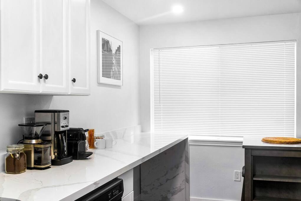 Apartament Seattle Cloud 2Br Prime Location Zewnętrze zdjęcie